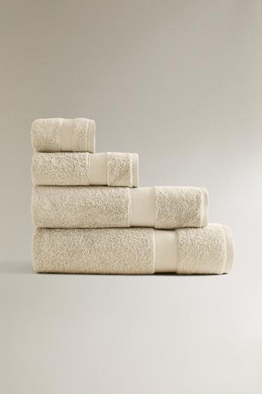 PREMIUM COTTON BATH TOWEL (600 GXM²) - Ivory by Zara