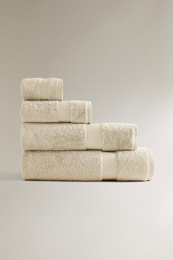 PREMIUM COTTON BATH TOWEL (600 GXM²) - Ivory by Zara - Image 0