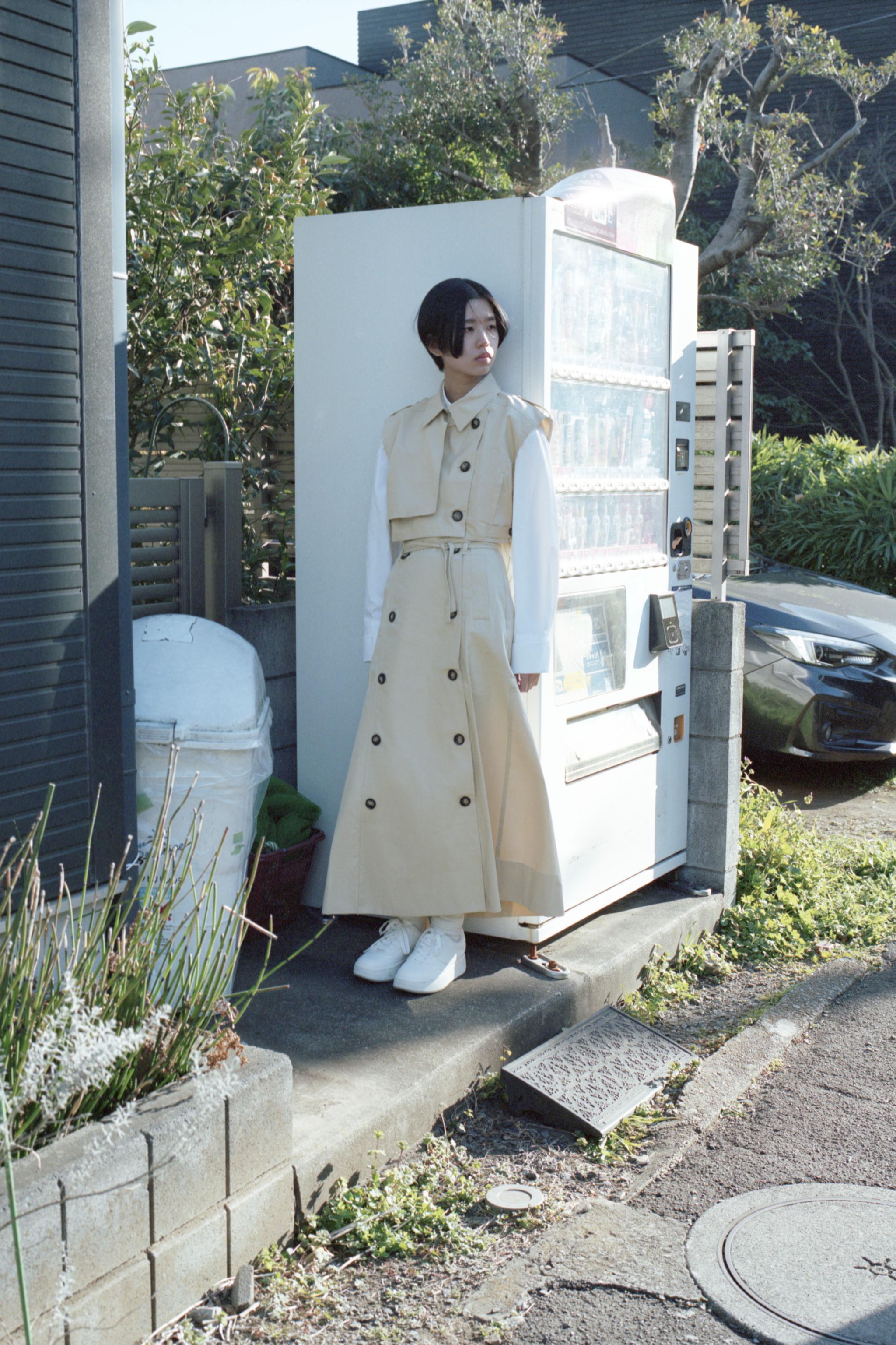ボタン付きミディ丈サロンスカート - サンド | ZARA Japan / 日本