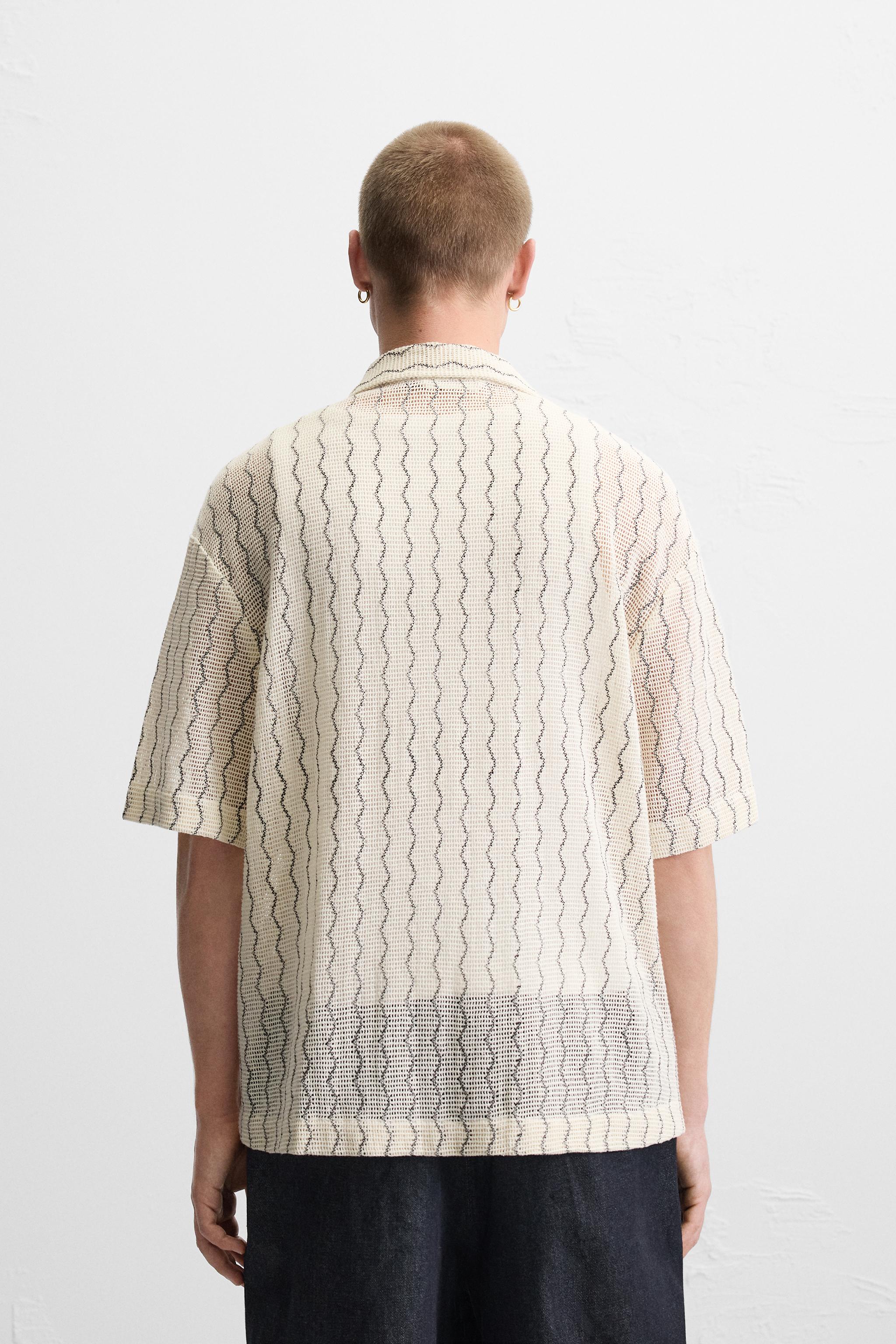 【ZARA】オープンワーク構造シャツ 3772/400/070 オープンワーク構造シャツ - グリーン | ZARA Japan / 日本
