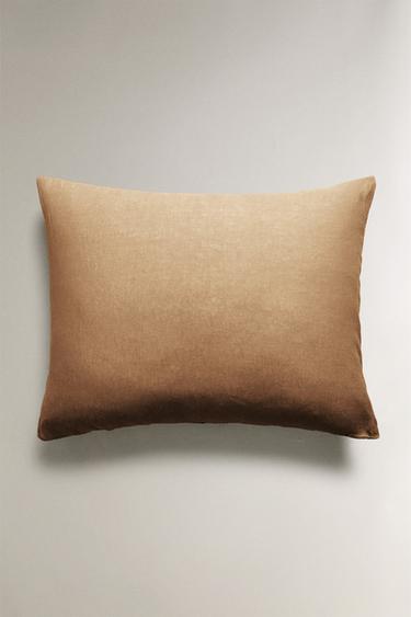 XXL LINEN CUSHION COVER - camel by Zara