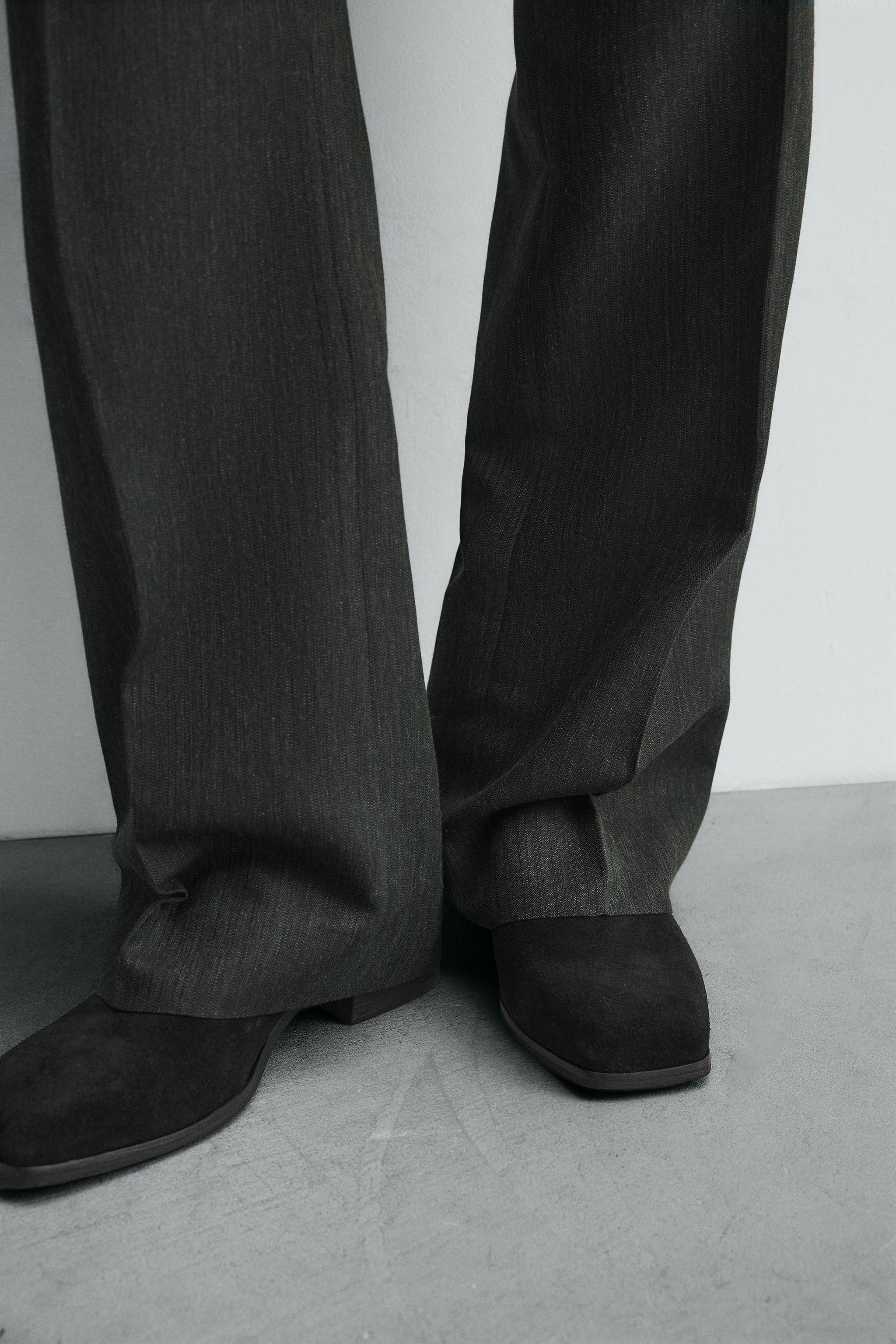 LIMITED EDITION LEATHER HEELED BOOTS