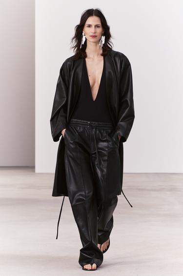 ZW COLLECTION LONG LEATHER COAT — Black от Zara — изображение 0