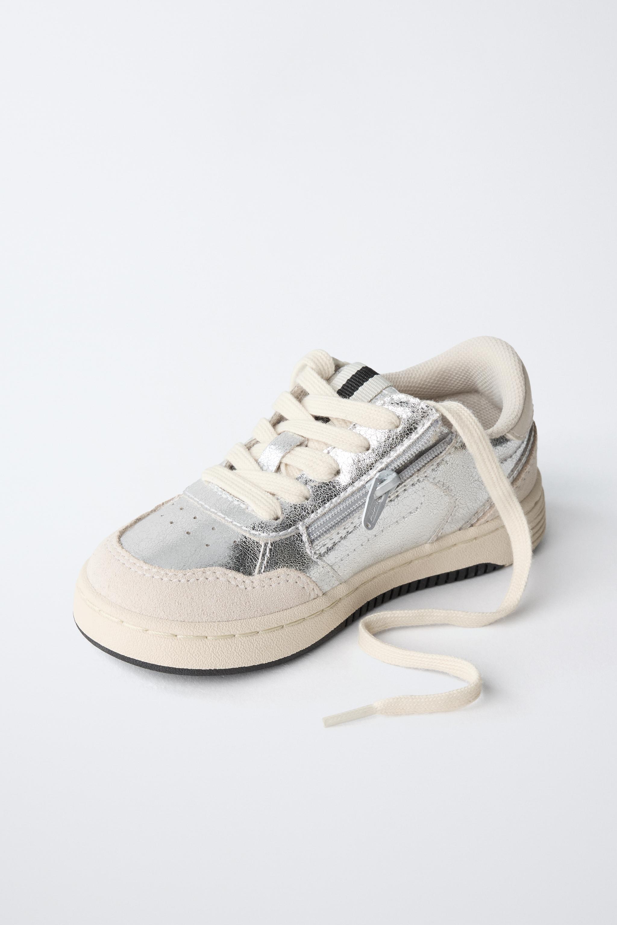 METALLIC SNEAKERS