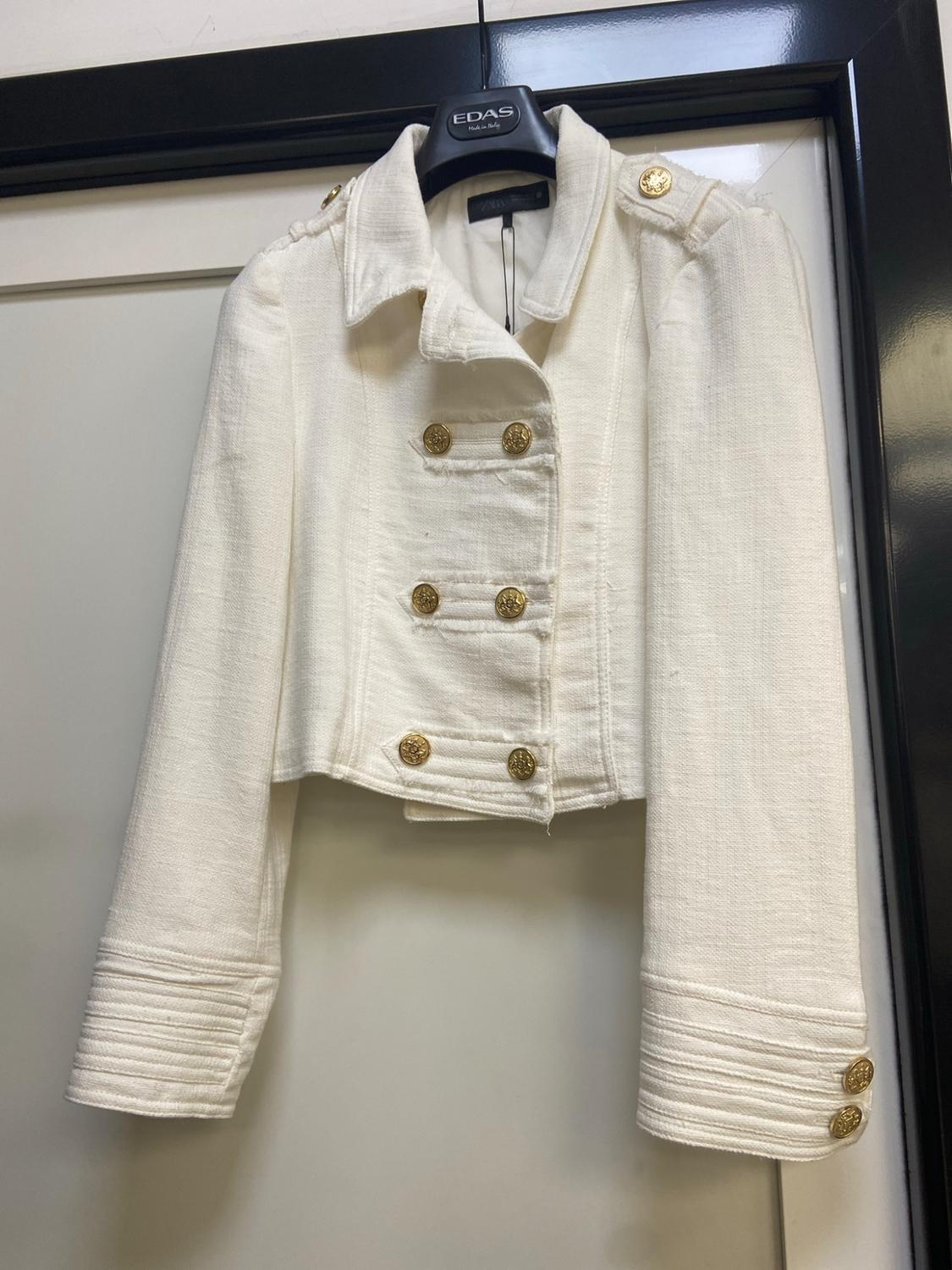 GOLD BUTTON DOUBLE-BREASTED JACKET - Image 2