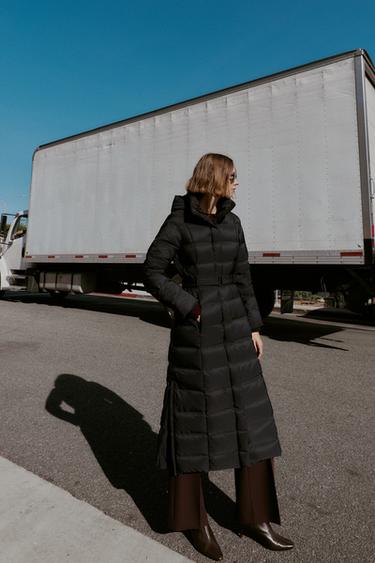 معطف ريش بغطاء رأس وحزام طارد للماء ومقاوم للرياح - أسود الخاص بـ Zara