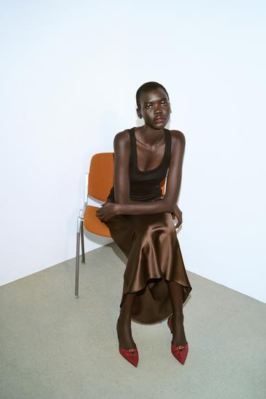 CHAUSSURES À TALONS OUVERTES À L'ARRIÈRE AVEC BOUCLE - Rouge de Zara - Image 1