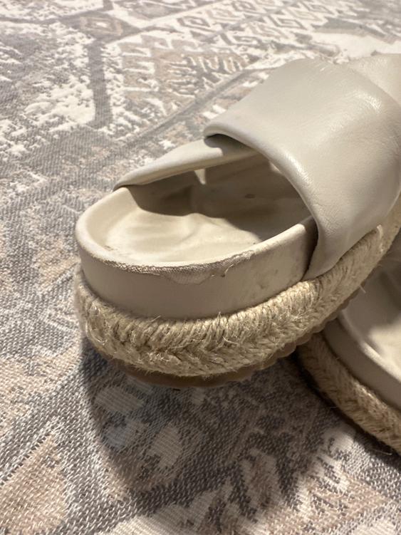 FLAT LEATHER SANDAL - Image 4