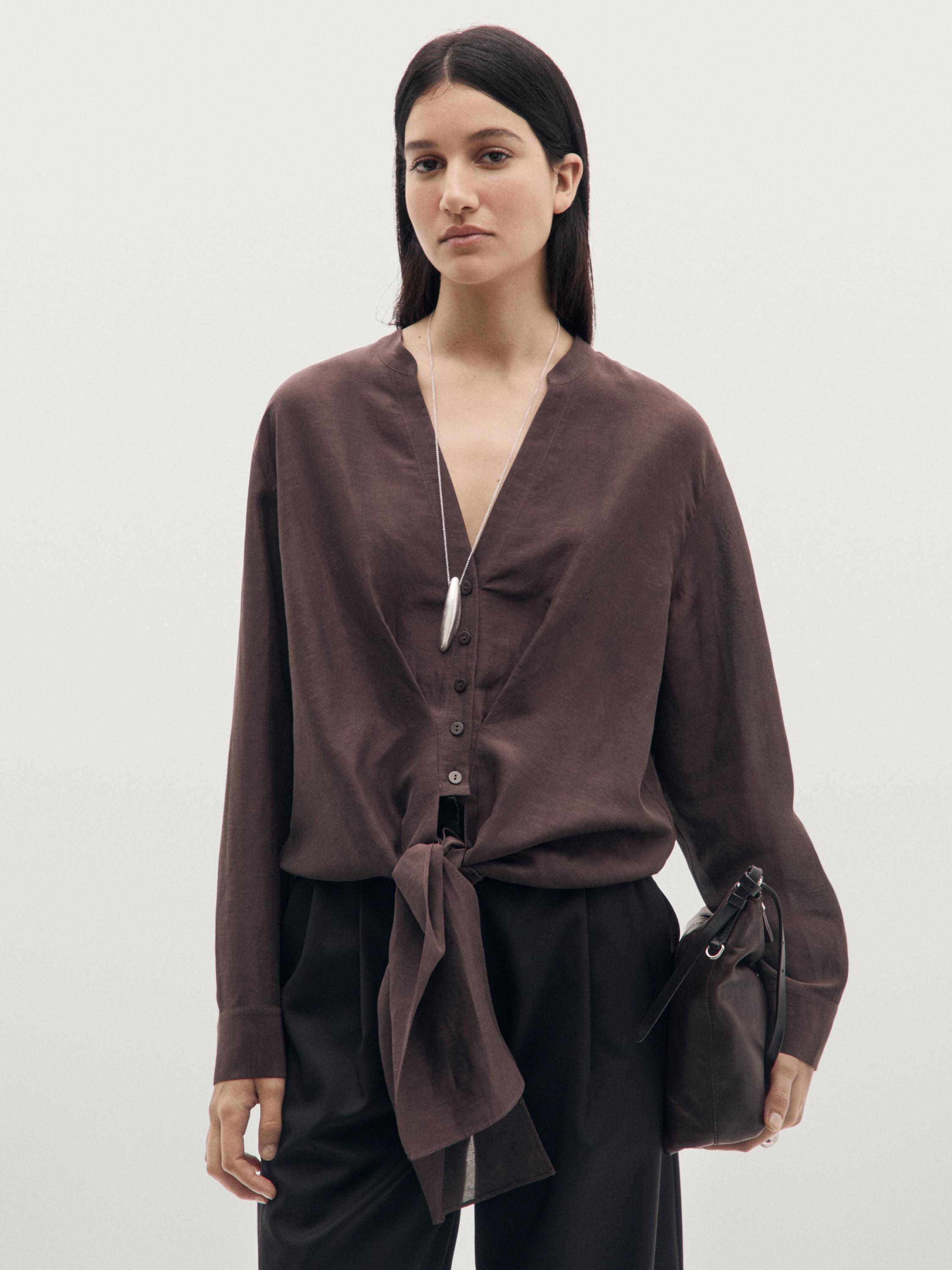 Linen blend knotted shirt
