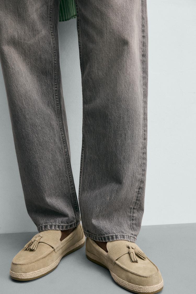 Mocasines casuales de cuero con borlas 3