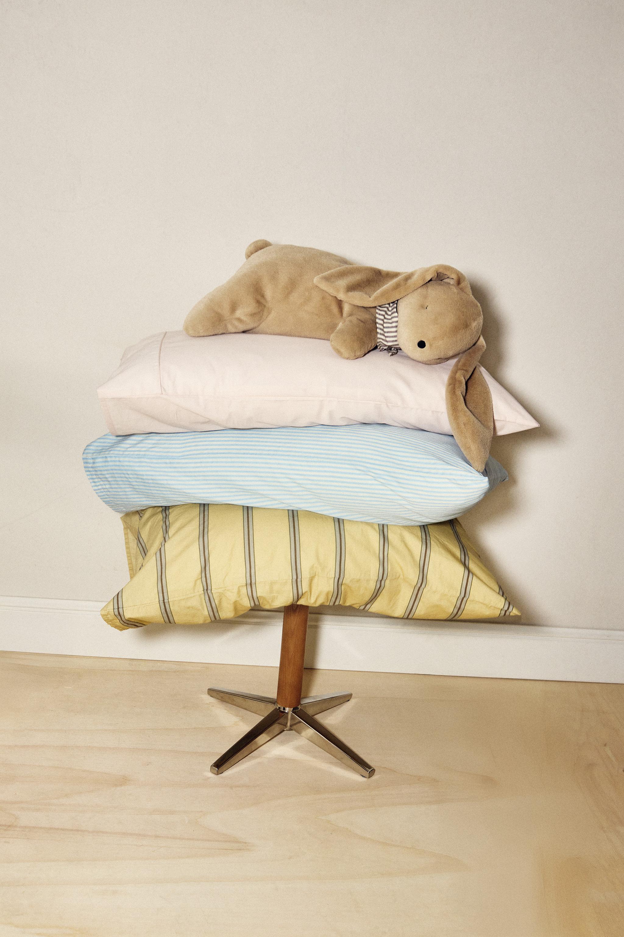 KIDS’ RABBIT CUSHION