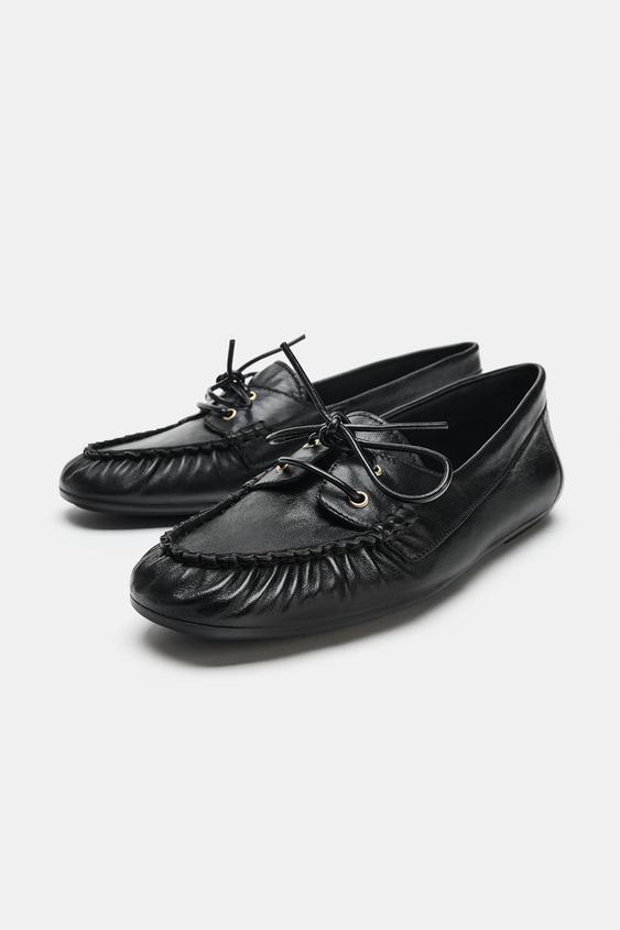 MOCASSIN CHAUSSURES BATEAU EN CUIR - Noir de Zara - Image 3