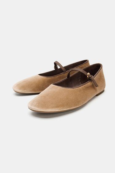 BALLERINES EFFET VELOURS - SABLE/MARRON de Zara - Image 1