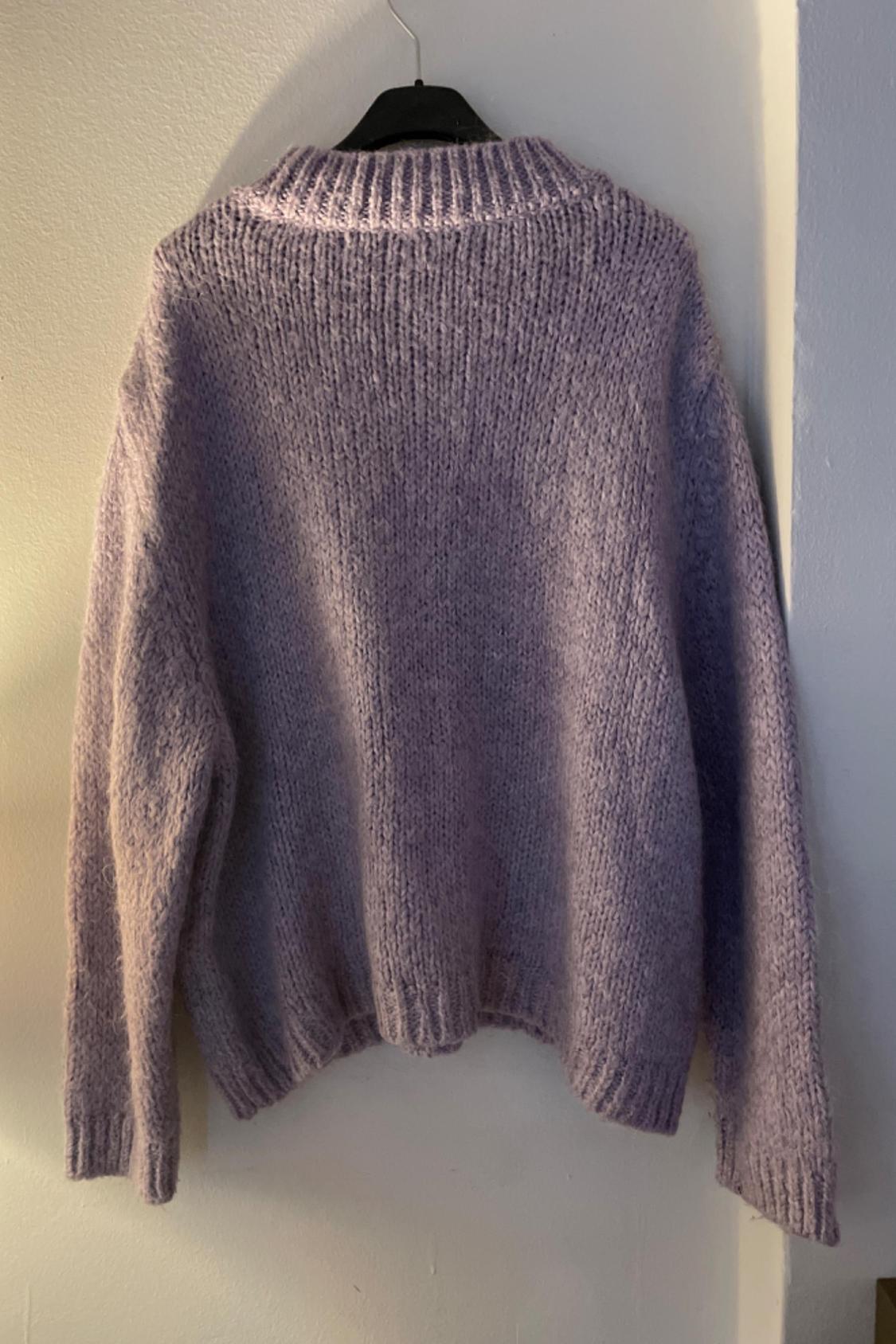OVERSIZED SWEATER - Image 2