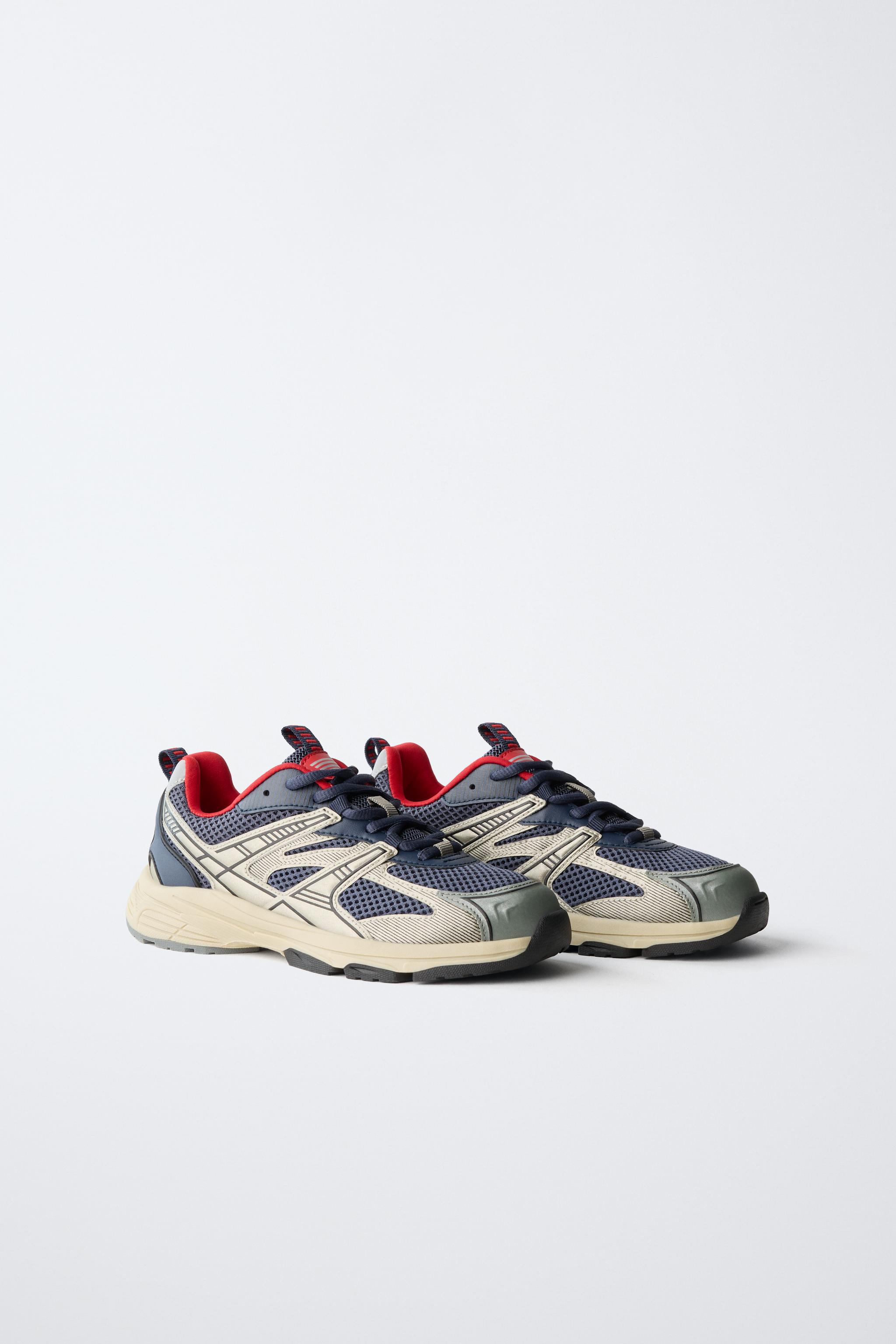 MESH SNEAKERS