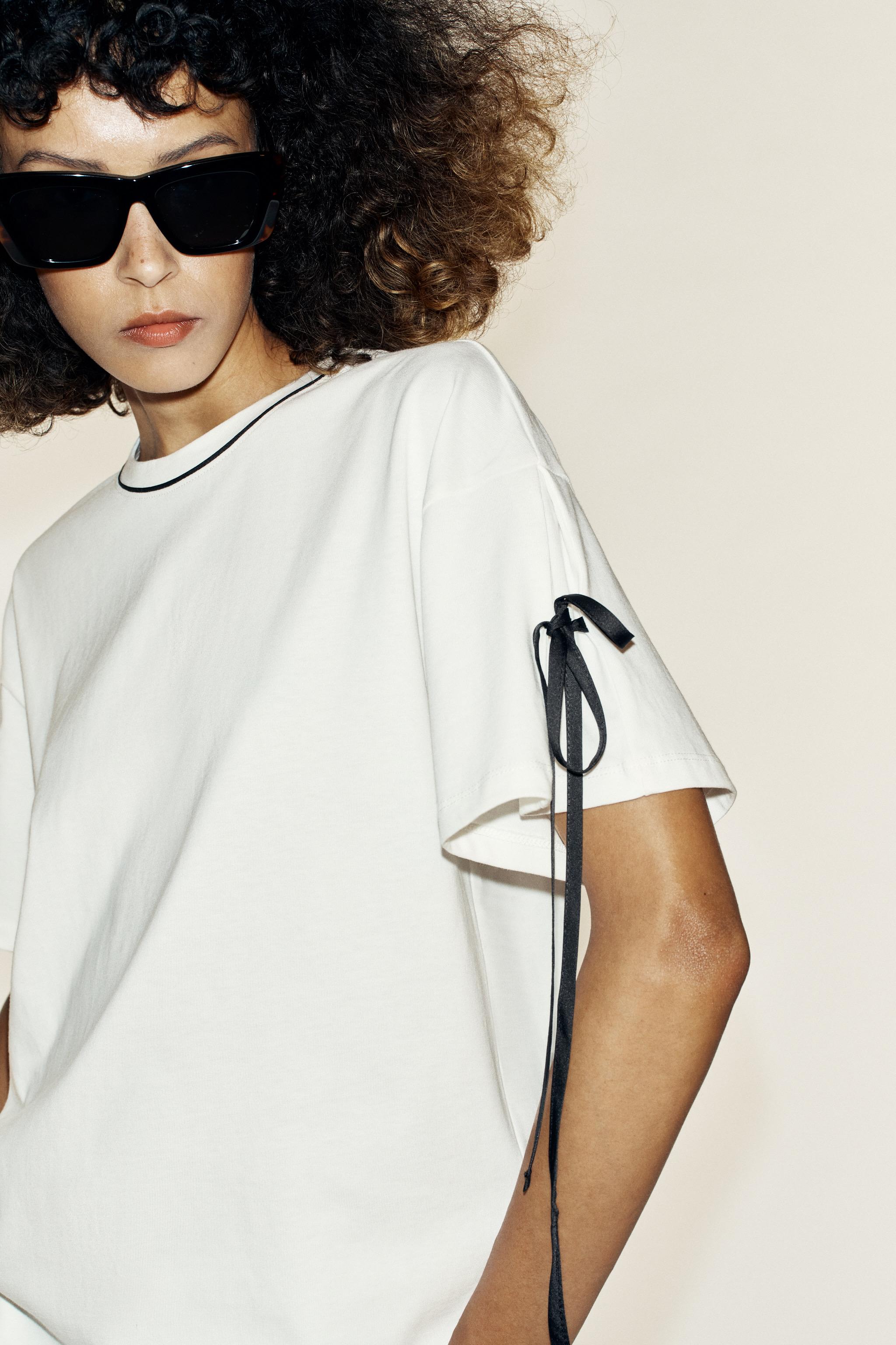 CONTRAST TRIM T-SHIRT — White