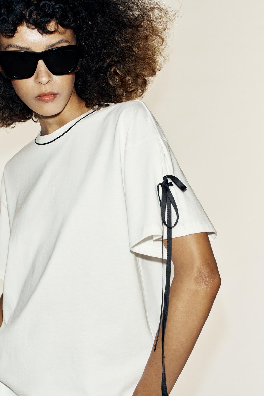 T-SHIRT WITH CONTRAST PIPING AND TIES