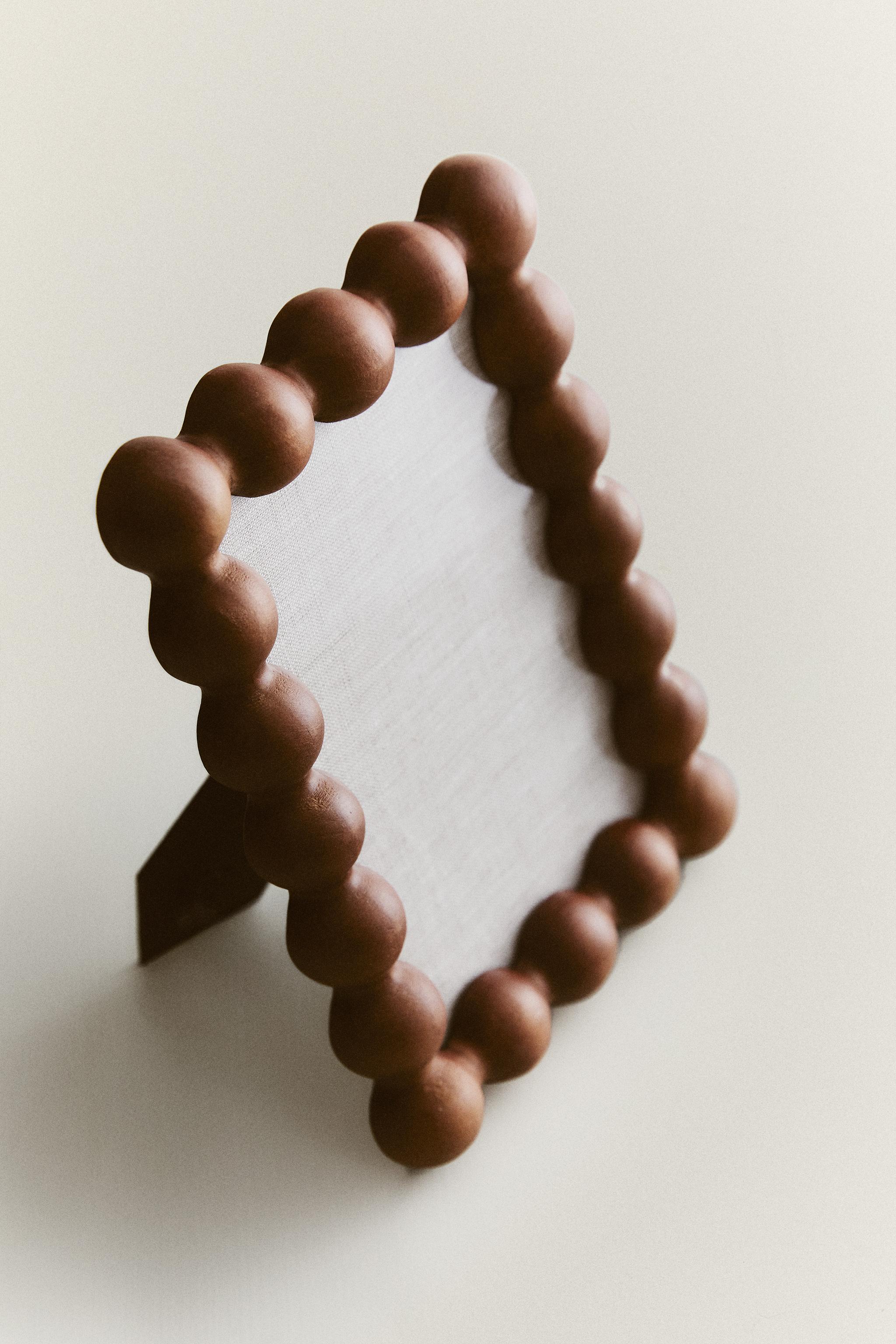 WOODEN BEADED PICTURE FRAME