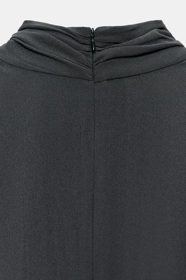 ROBE COURTE BIMATIÈRE VELOURS ET VOLANTS - Plomb foncé de Zara - Image 4