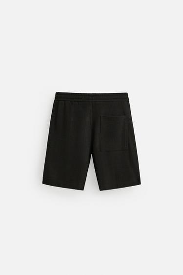 STRIPED JACQUARD BERMUDA SHORTS - Black by Zara