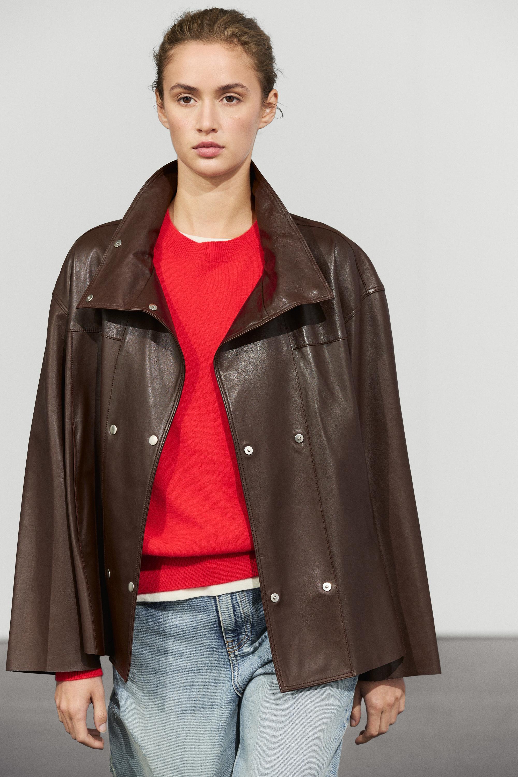 Veste en cuir nappa à fermeture sous patte