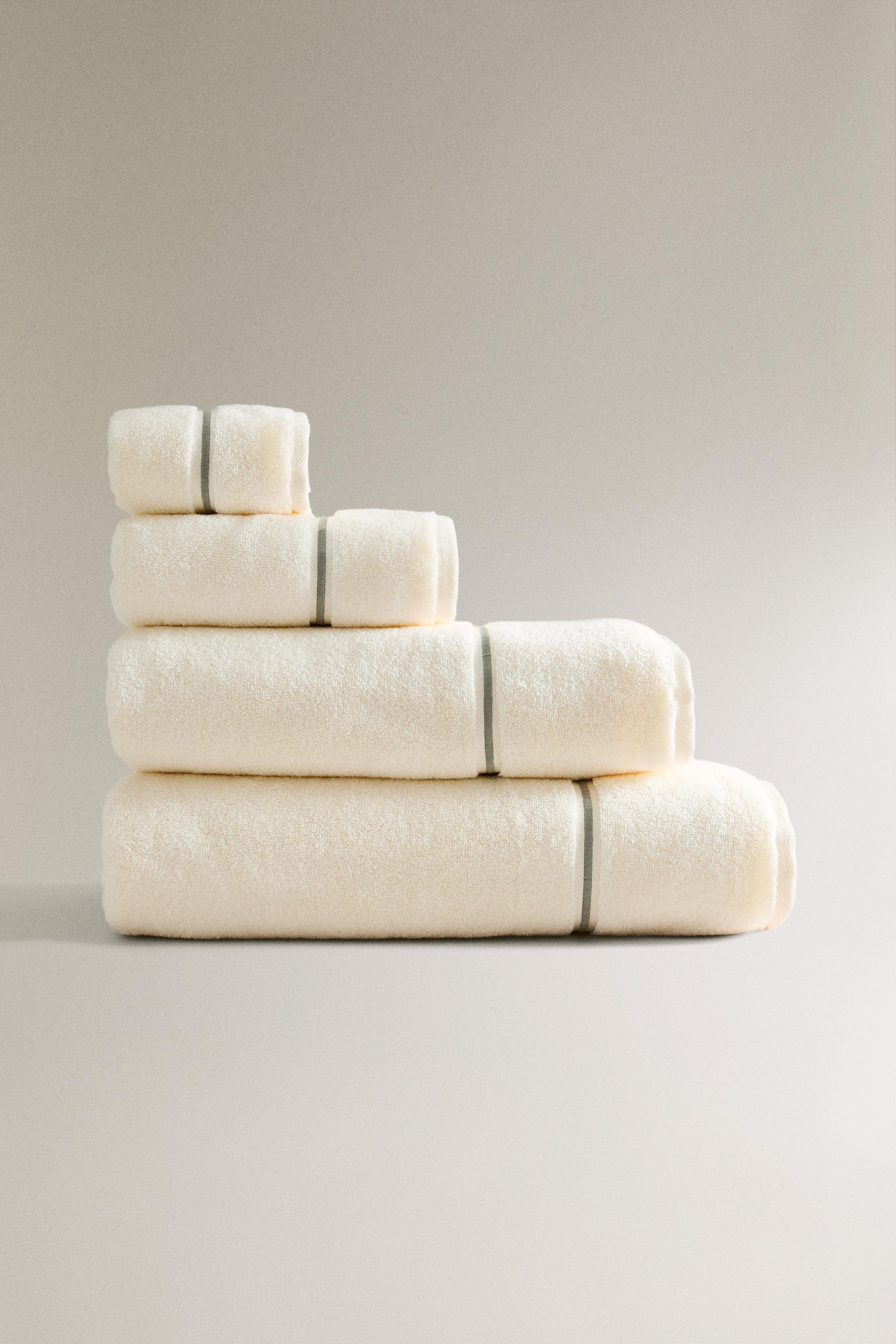 SERVIETTE DE BAIN FESTON BROD