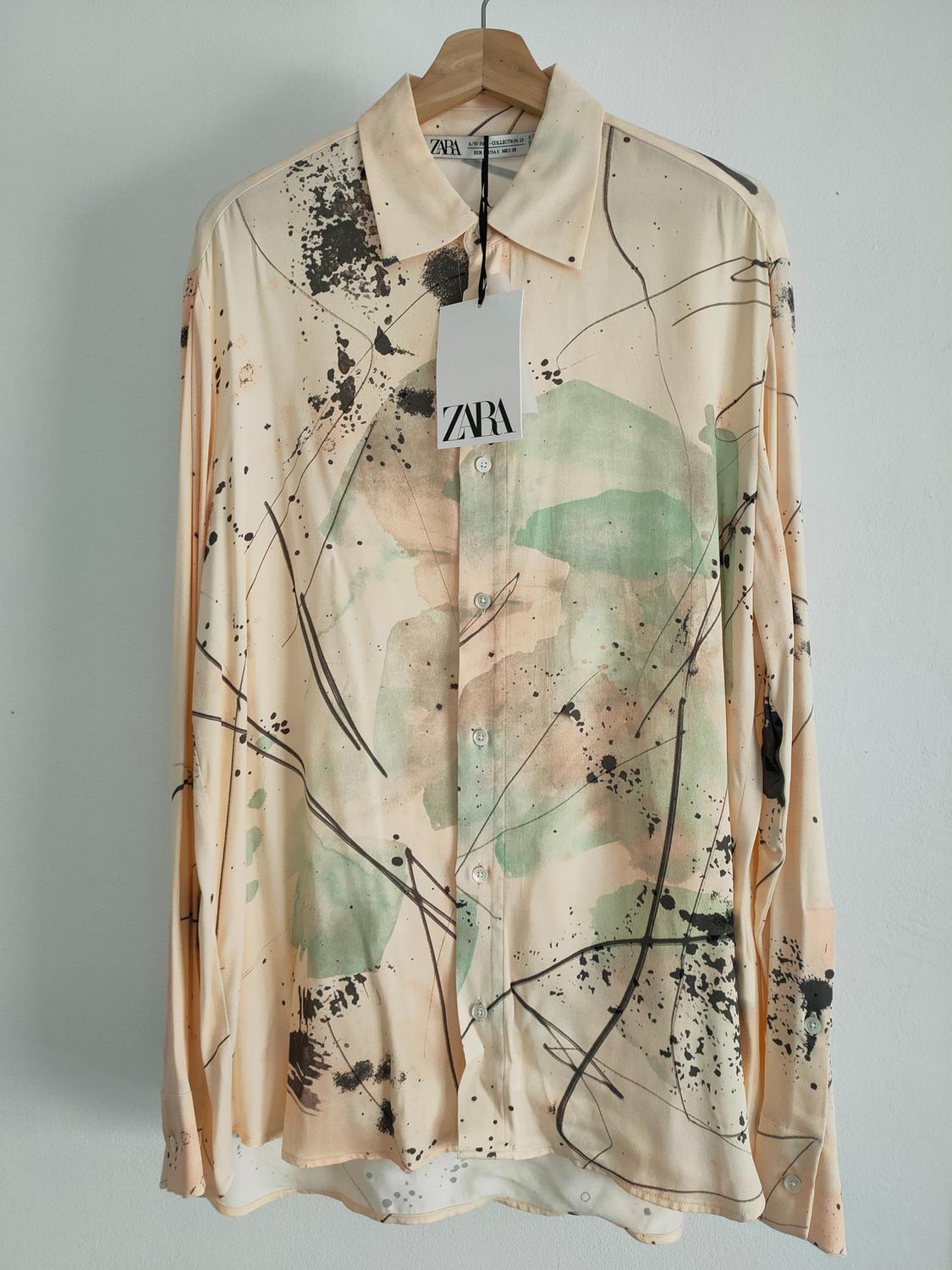 ΠΟΥΚΑΜΙΣΟ ΜΕ ΑΦΗΡΗΜΕΝΟ ΤΥΠΩΜΑ LIMITED EDITION