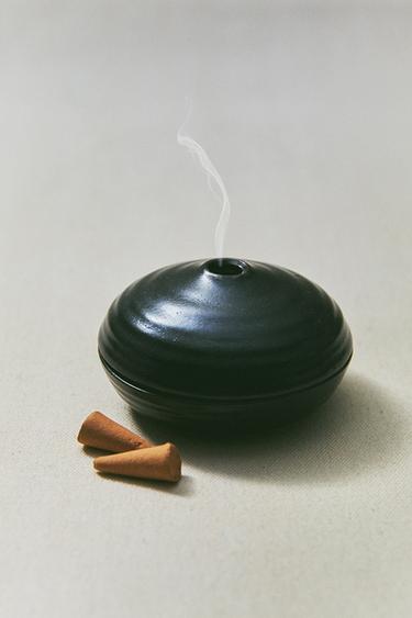 ENSEMBLE ENCENS CÔNES AMBER VANILLA ET PLAT (PACK DE 10) - pierre de Zara - Image 4