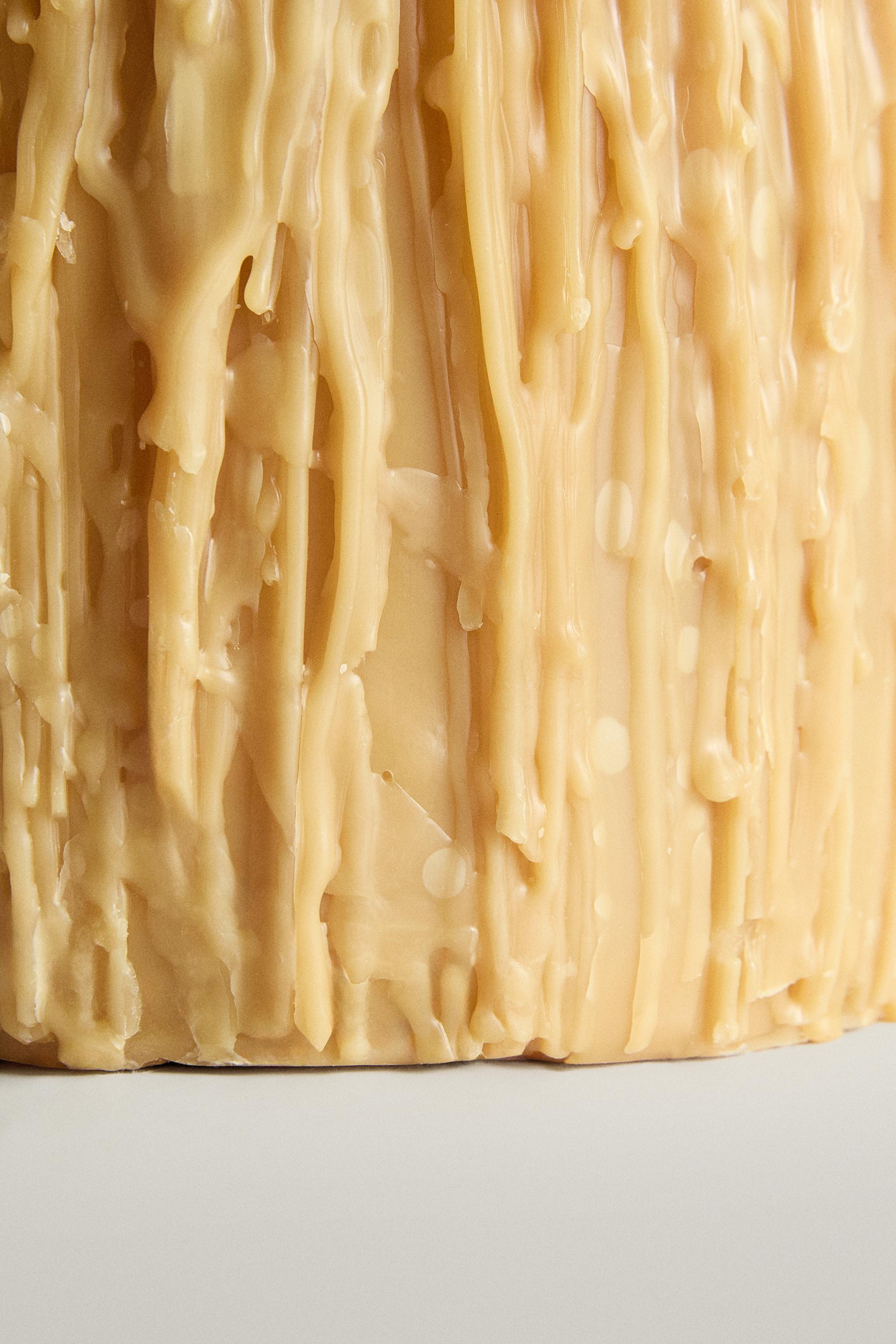 (1500 G) SALTED CARAMEL SCENTED CANDLE