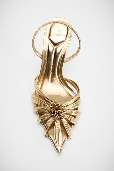LAMINATED HIGH-HEEL SANDALS WITH FLOWER DETAIL - Gold by Zara