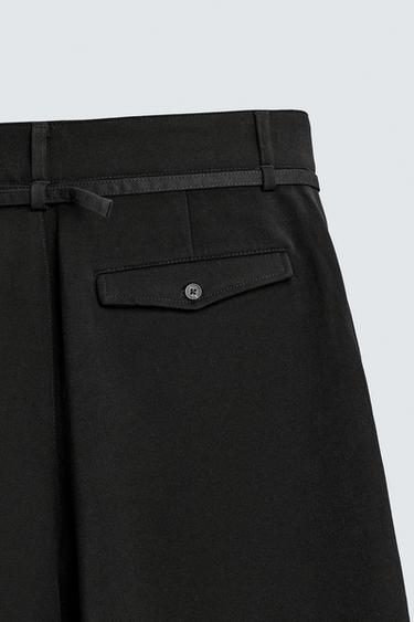 RELAXED FIT BERMUDA SHORTS WITH PLEATS AND BELT - Black by Zara - Image 9