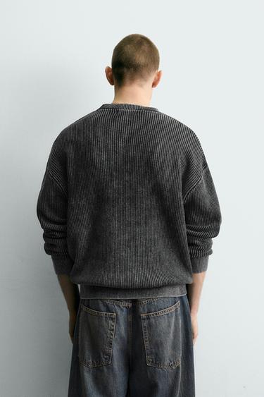 JERSEY ESTRUCTURA CANALÉ LAVADO - Negro de Zara
