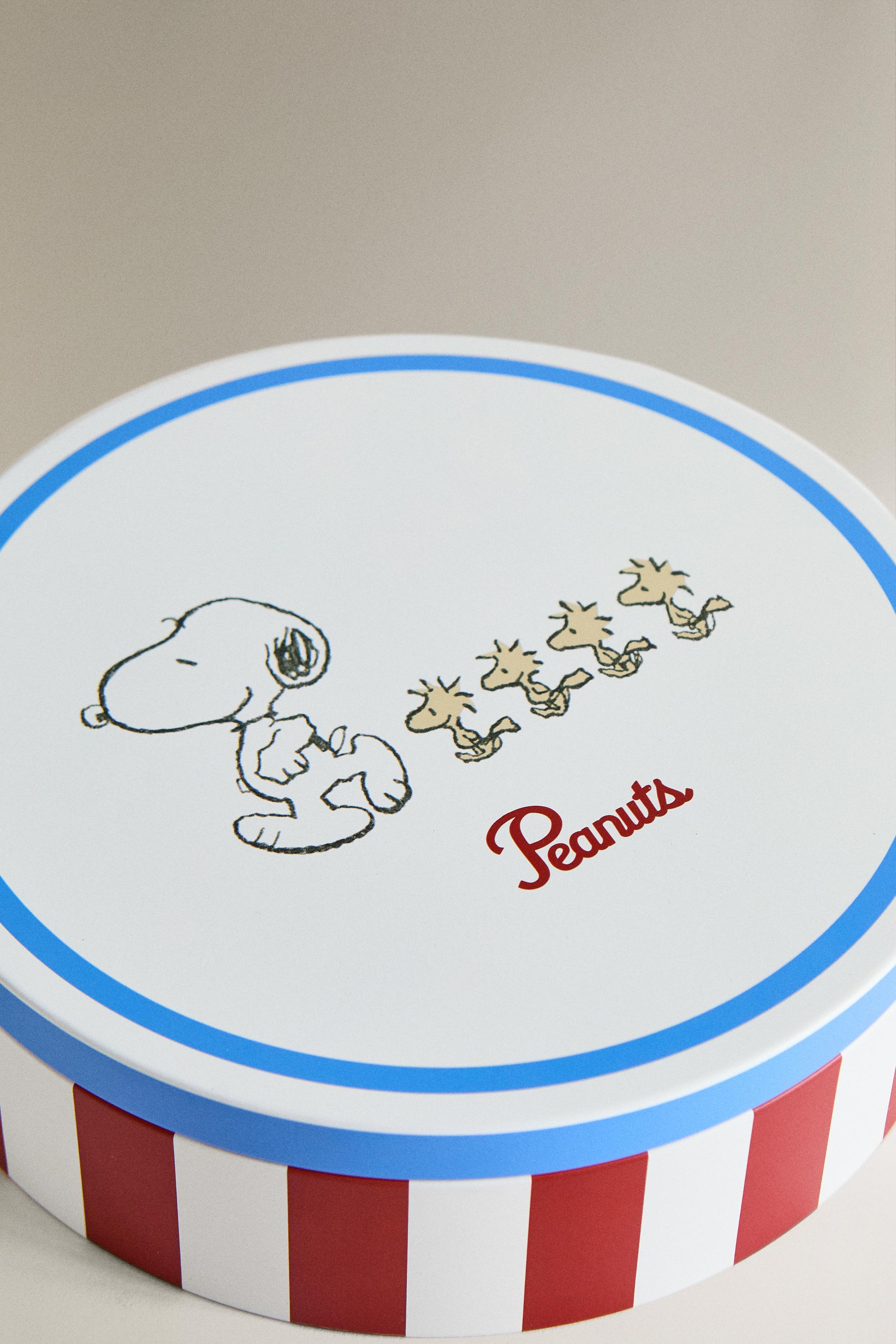 PEANUTS™ CHILDREN'S TIN BOX - Multicolor | ZARA Estados PEANUTS™ CHILDREN'S TIN BOX - Multicolor | ZARA Estados