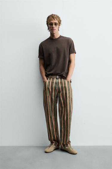CAMISETA RELAXED FIT - Marrón oscuro de Zara - Imagen 0