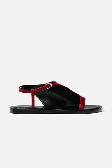 SANDÁLIA RASA ASSIMÉTRICA EM PELE - Vermelho da Zara