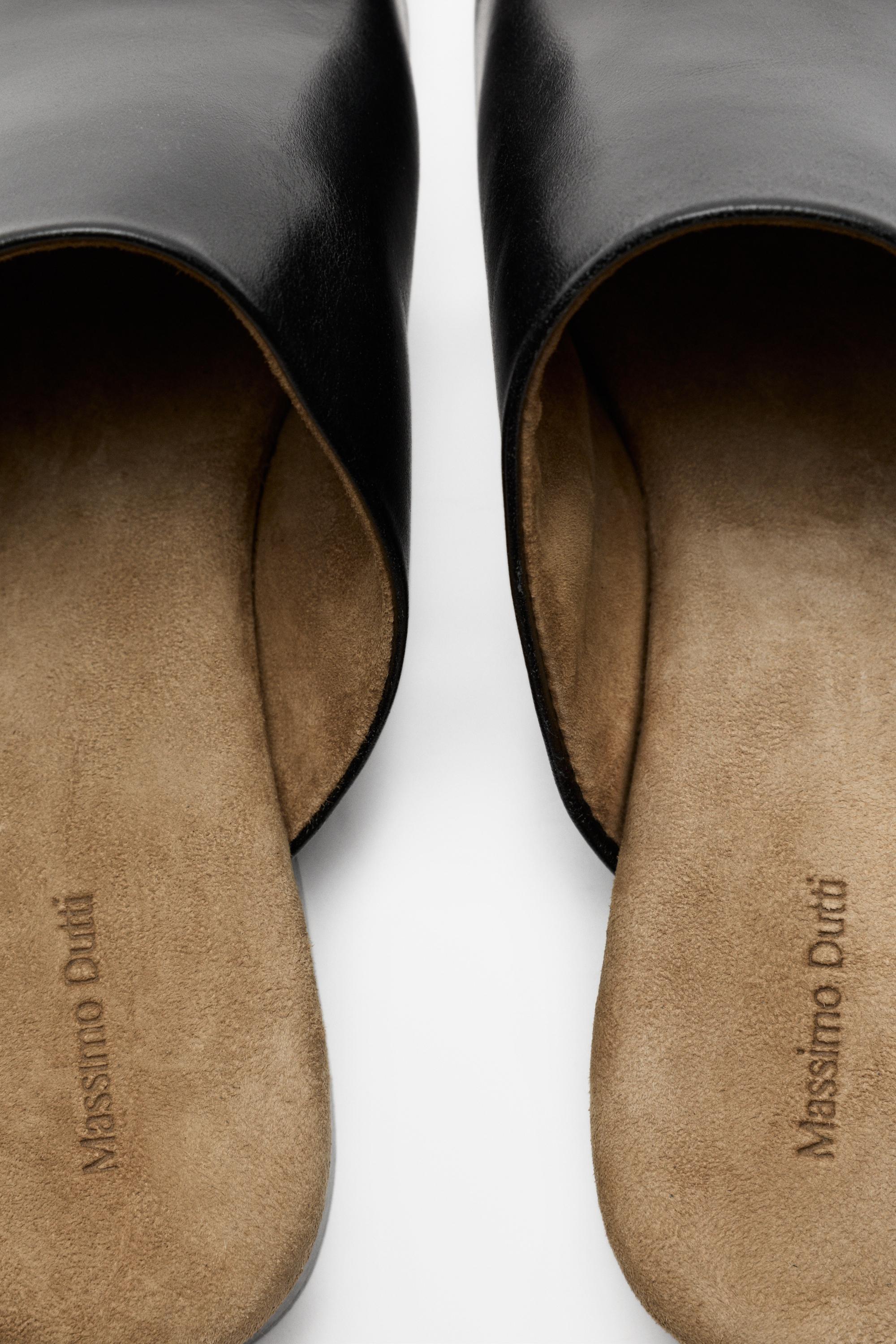 Mules en cuir souple