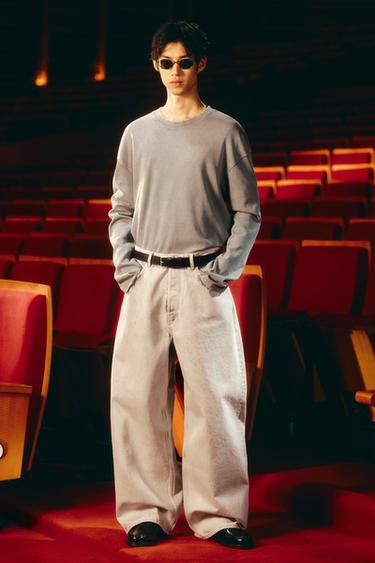 ユーズド加工リラックスフィットＴシャツライトグレー0Zaraのユーズド加工リラックスフィットＴシャツ - ライトグレー - 画像 0