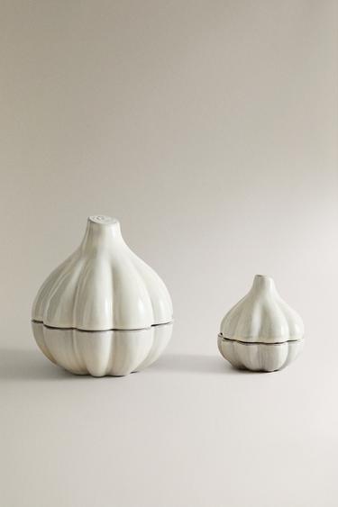 TERRACOTTA GARLIC STORAGE JAR - Cream by Zara