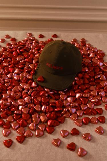 GORRA VISOR PLANO BORDADO LIMITED EDITION - Khaki de Zara - Imagen 0