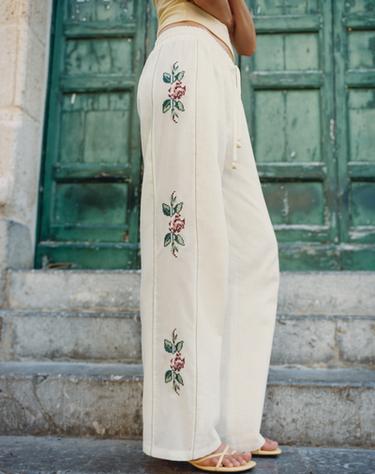 Zara RAVNE PANTALONE SA BOČNOM PRUGOM – Ekru