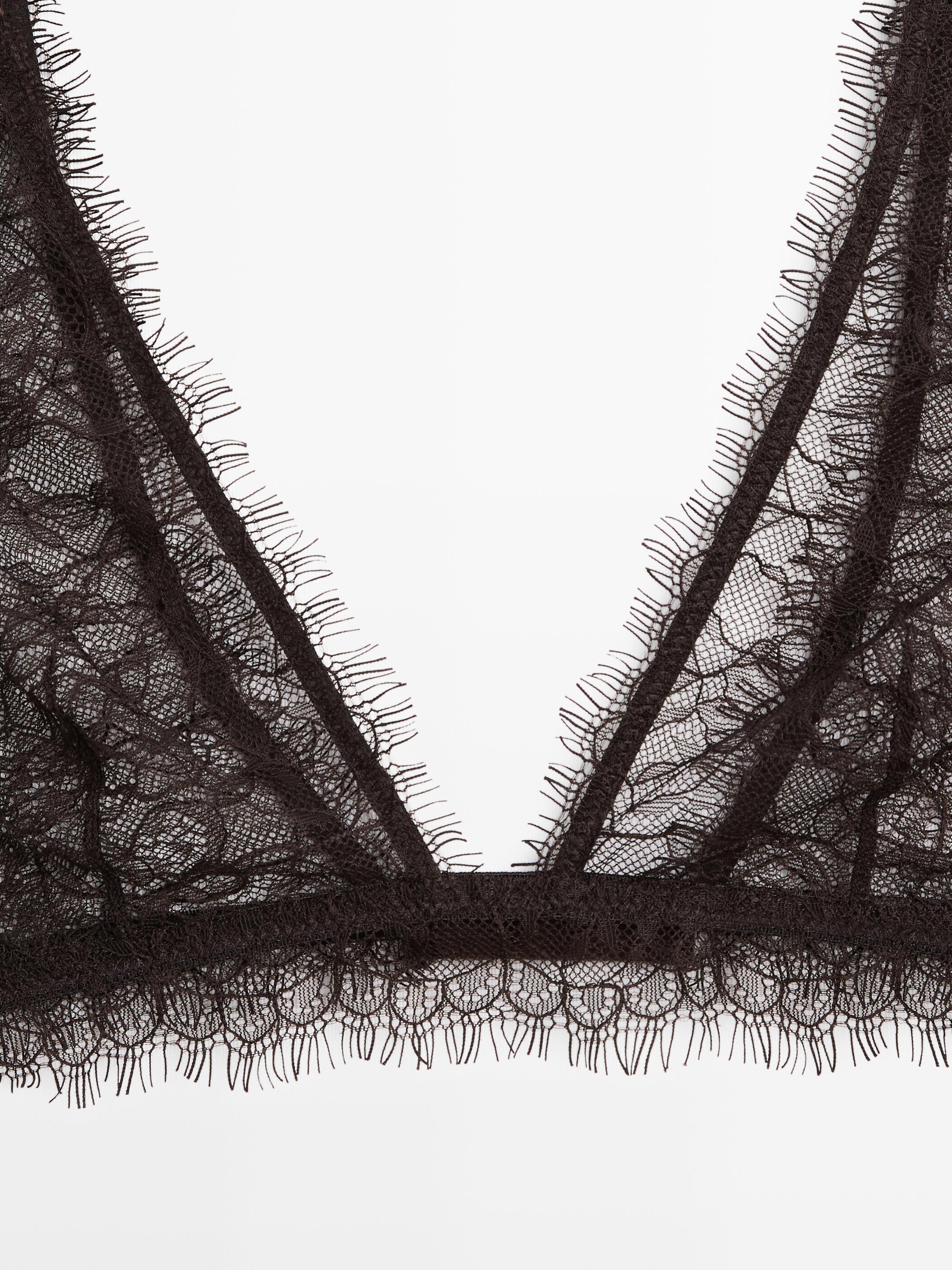 Lace bralette with floral detail