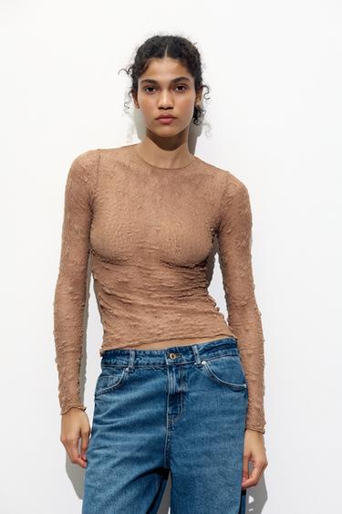 TOP دانتيل بأكمام طويلة - محمِر داكن الخاص بـ Zara