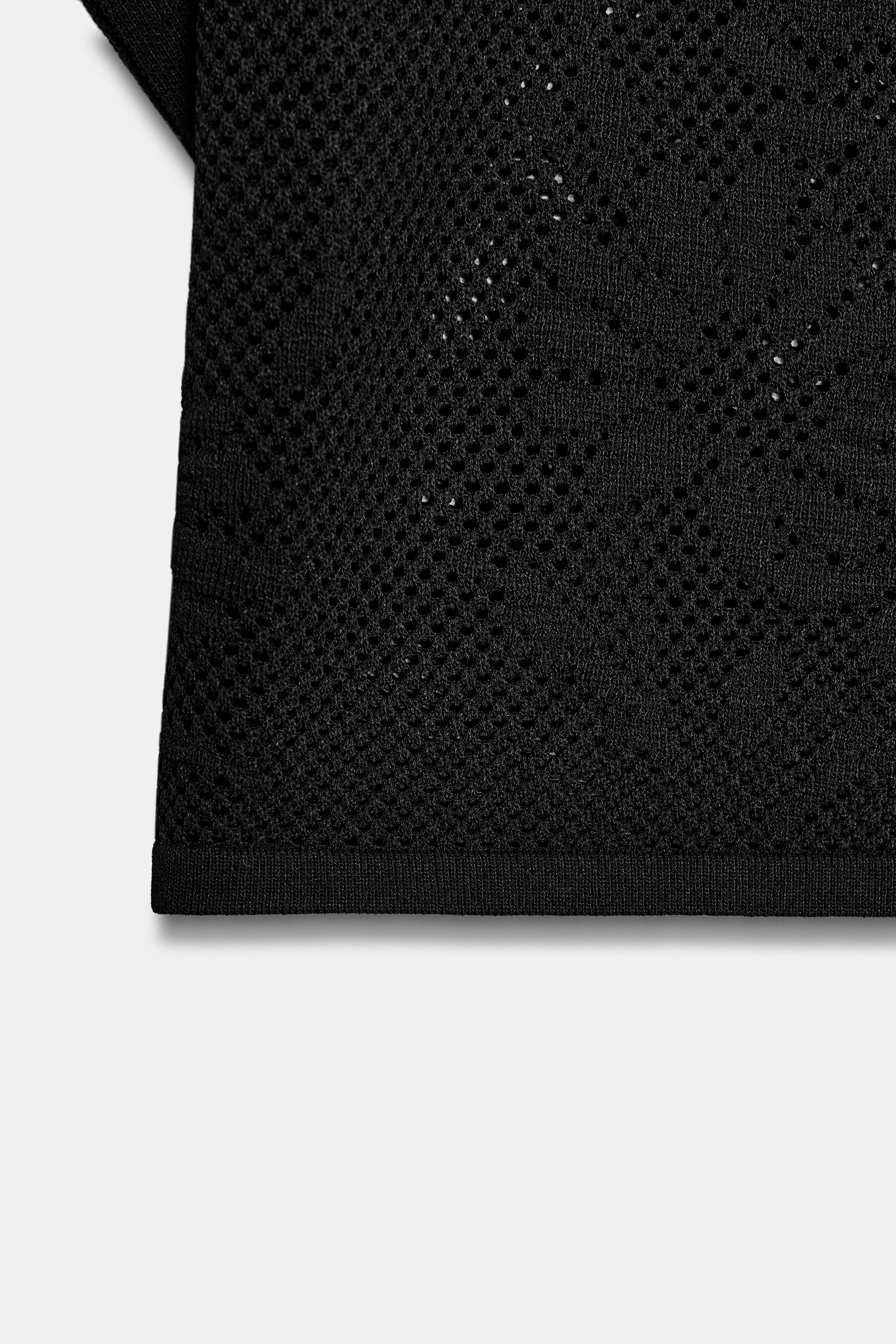 TOP EN MAILLE POINTELLE