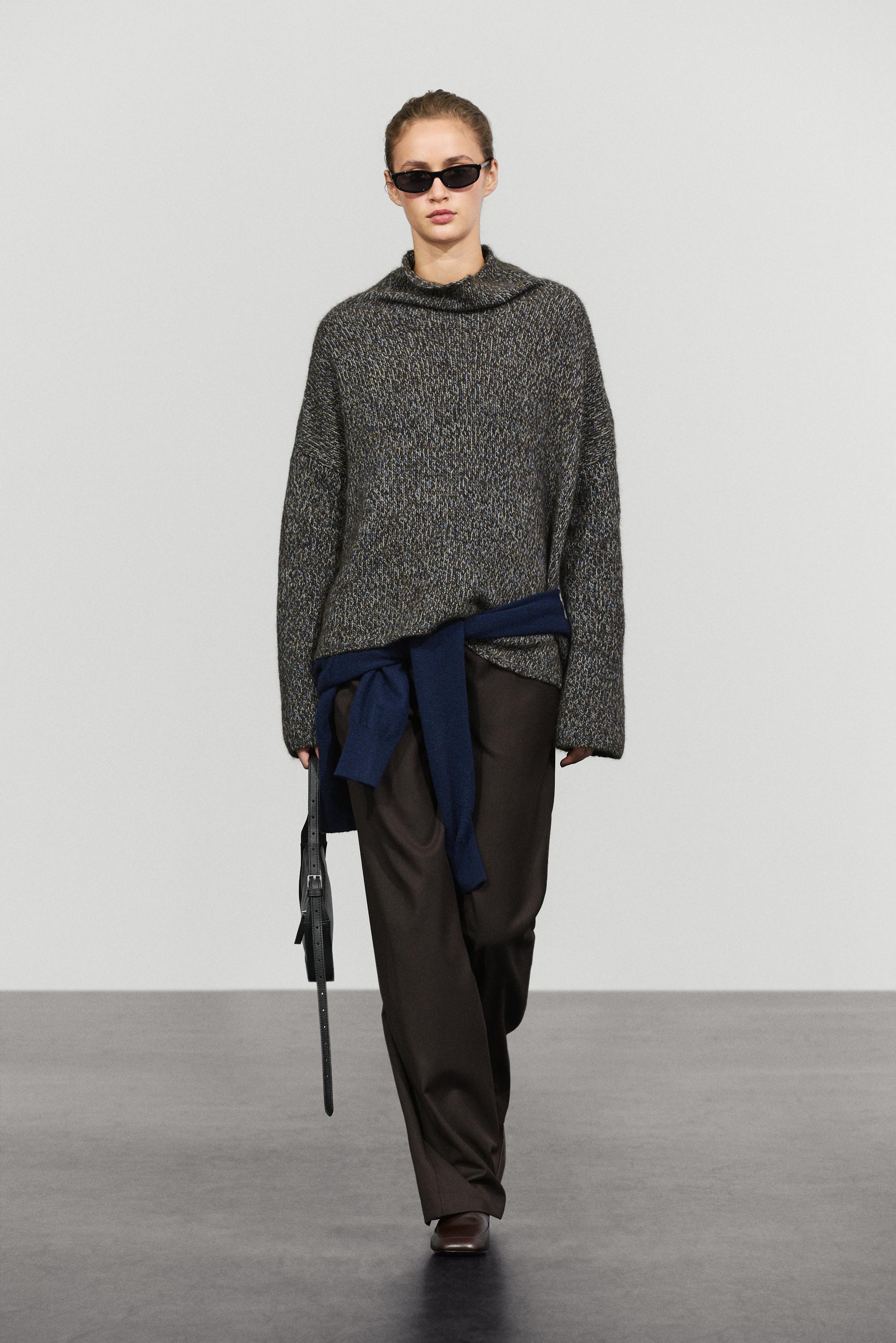 100% wool mouliné knit sweater