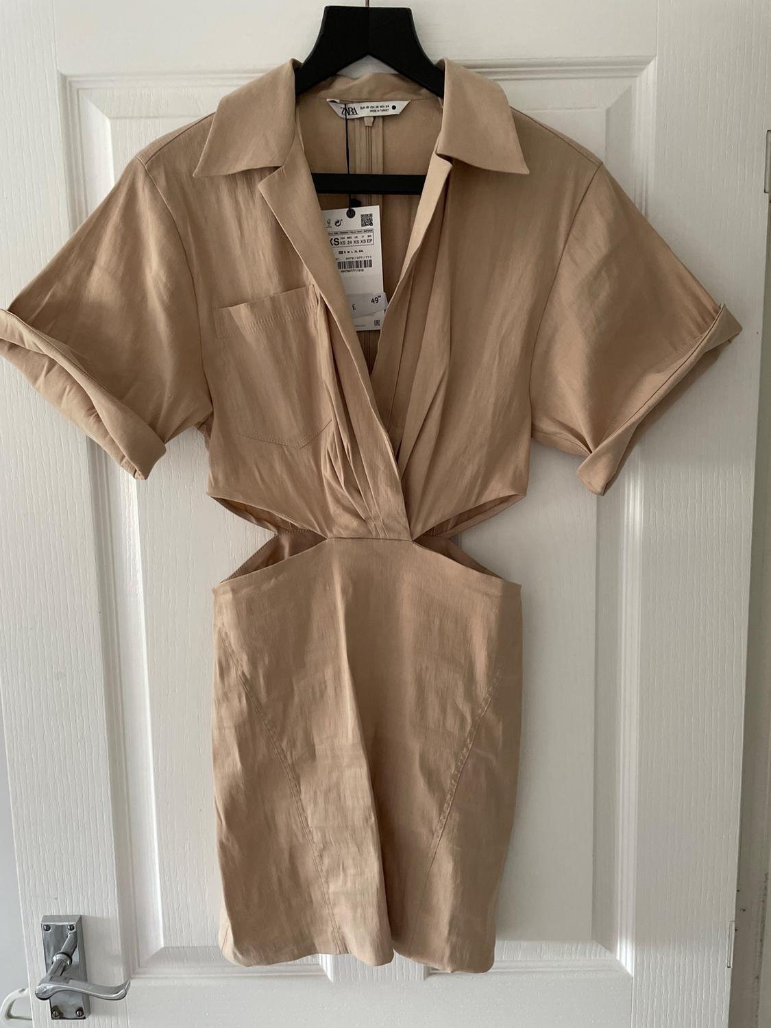 MINI DRESS WITH CUT-OUT DETAIL