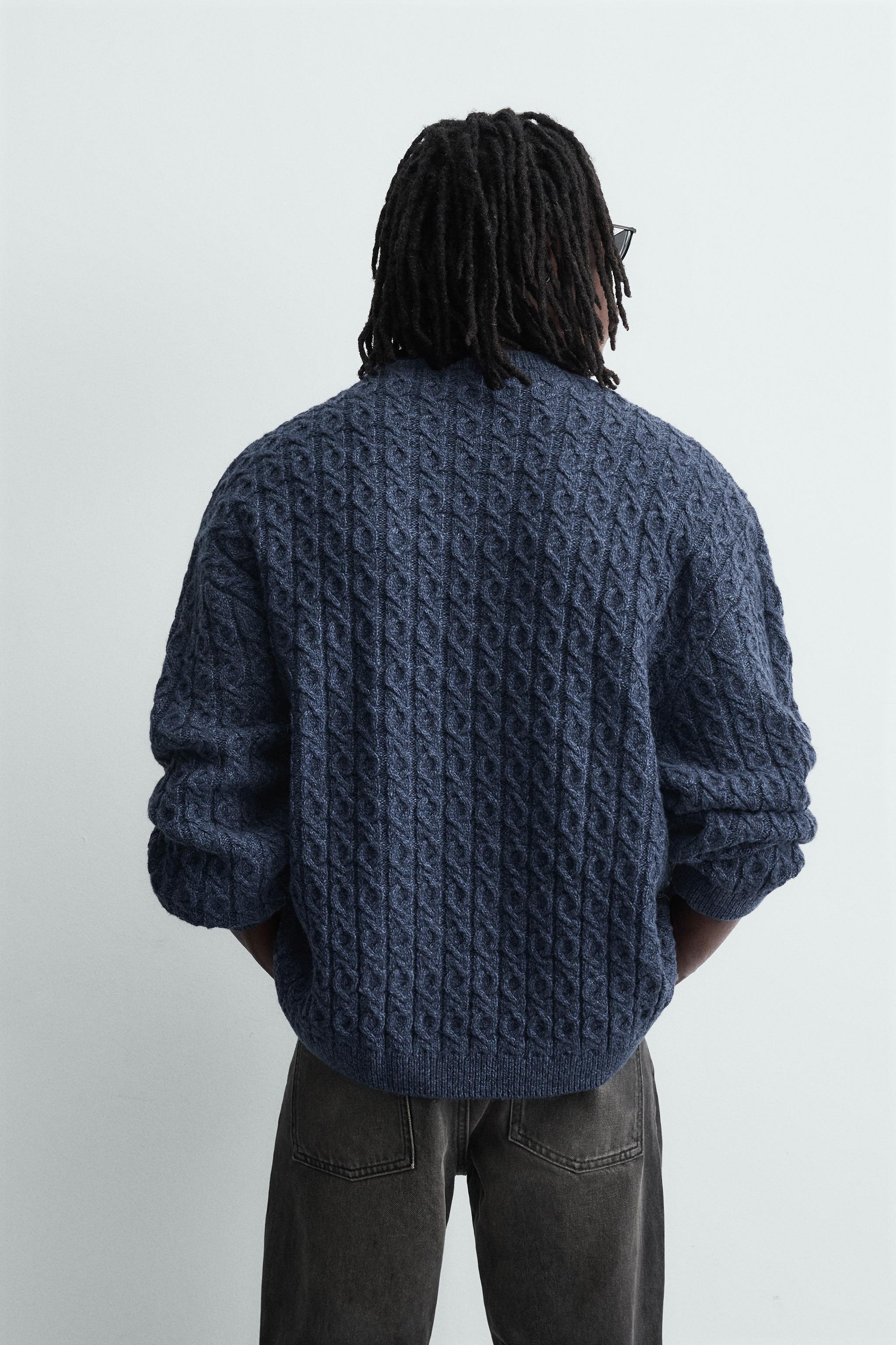 TEXTURED CABLE KNIT JUMPER