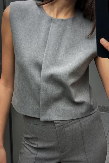 SHORT WAISTCOAT WITH CONCEALED BUTTONS - Grey by Zara