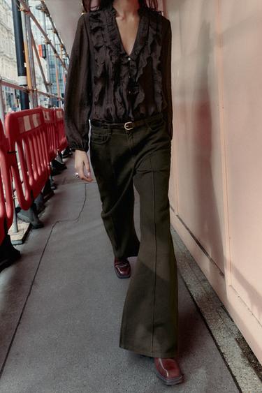 BLOUSE VOLANTS - Marron de Zara - Image 1