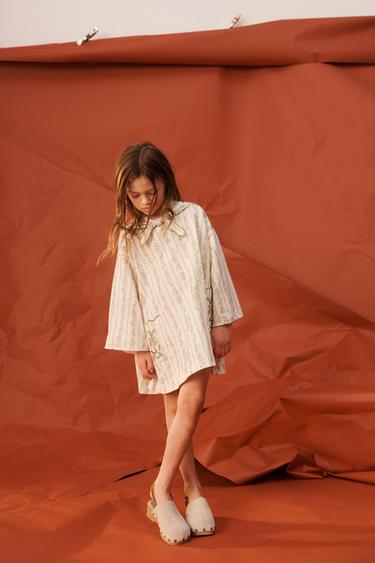 فستان بوشاح مزهر LIMITED EDITION - متعدد الألوان الخاص بـ Zara