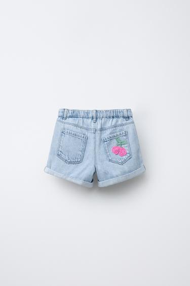 SHORT EN JEAN AVEC CROCHET FRUITS - Bleu clair de Zara - Image 1